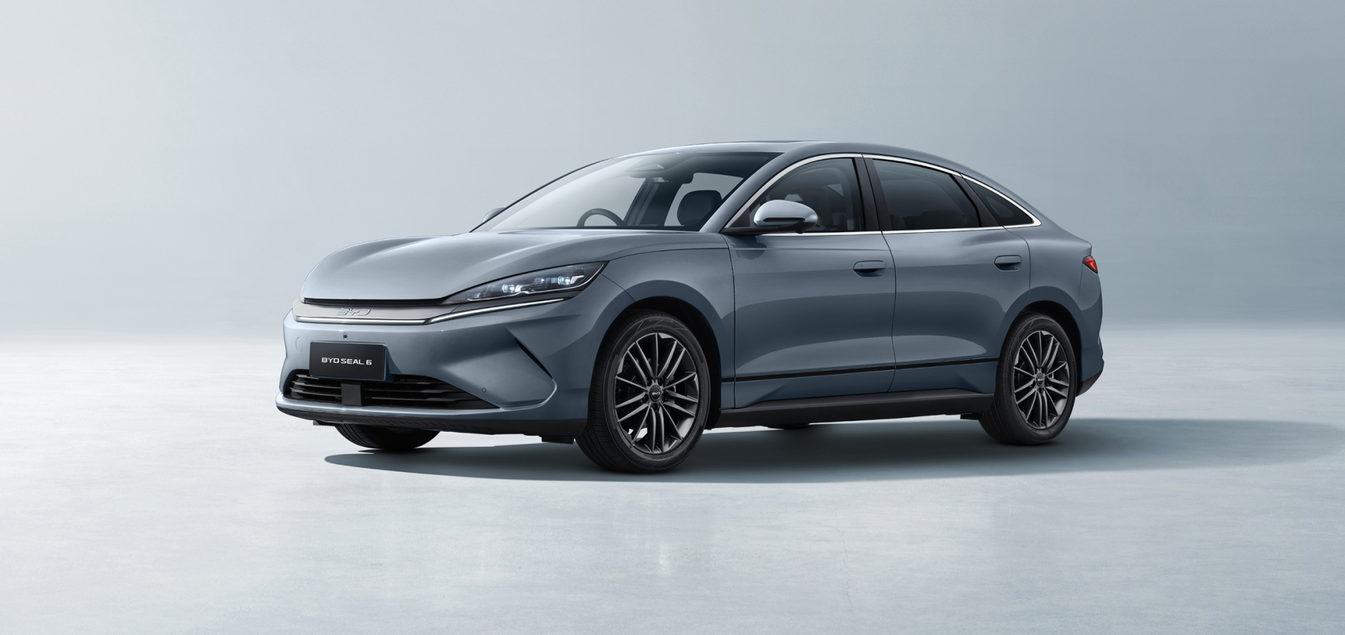 004-秦Lev-主图-交稿-灰-小